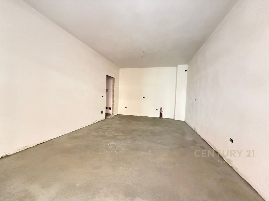 Shitet apartament 1+1 në Space City Building Complex, Paskuqan, pranë Bulevardit të Ri!