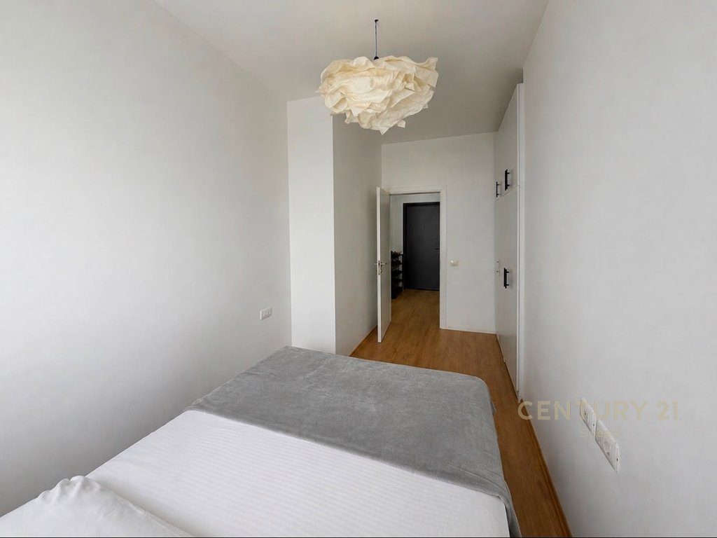 Shesim apartament 3+1+2 ne Rrugen "5 Maji"!! 2