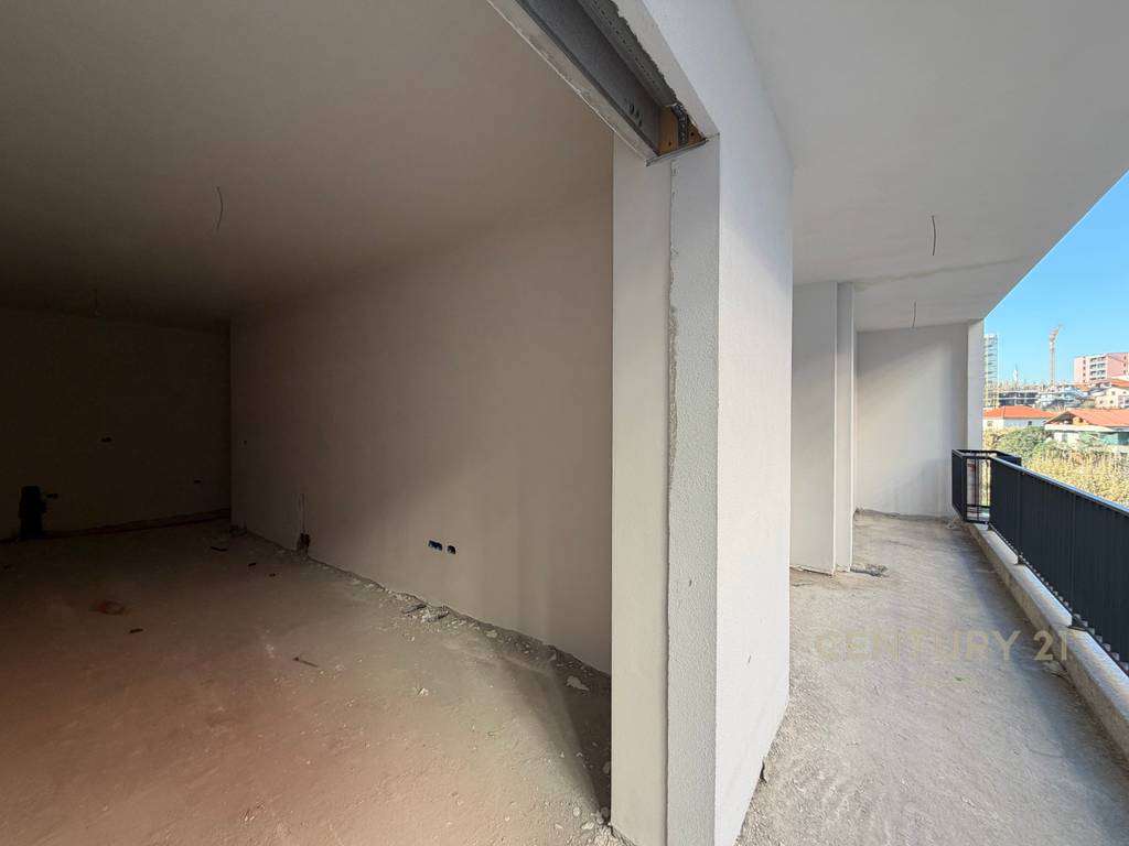 Apartament 2+1 ne Paskuqan per shitje!