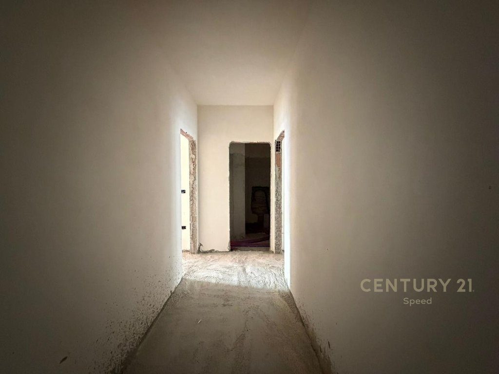 Apartament 2+1+2 Për Shitje në Paskuqan!!