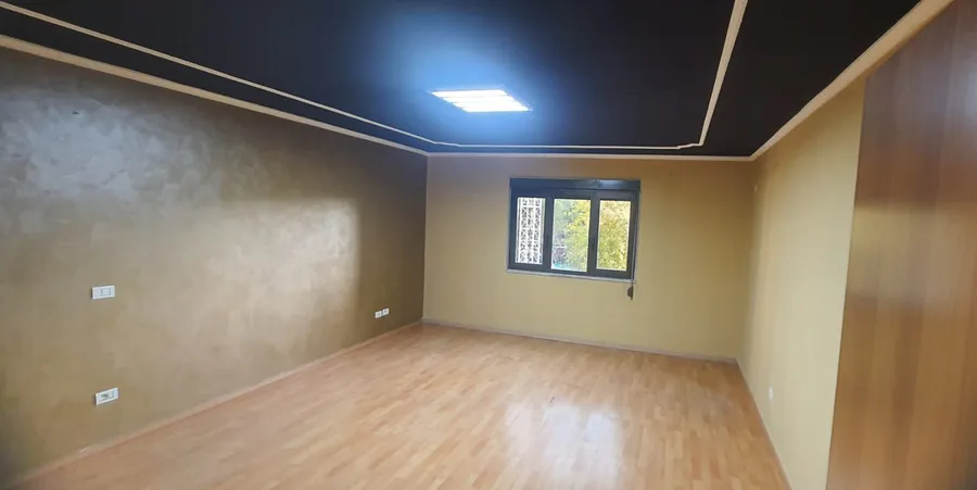 Office to rent Kavaja Str (Tirana - city) 2