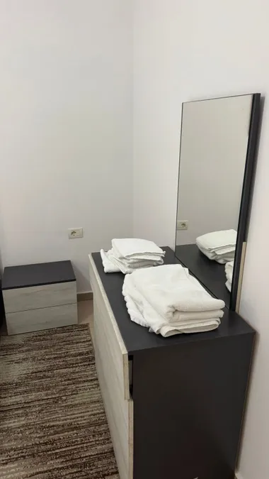 Apartment to rent 5 Maji Str. - Siri Kodra - Durresi Restaurant (Tirana - city) 4