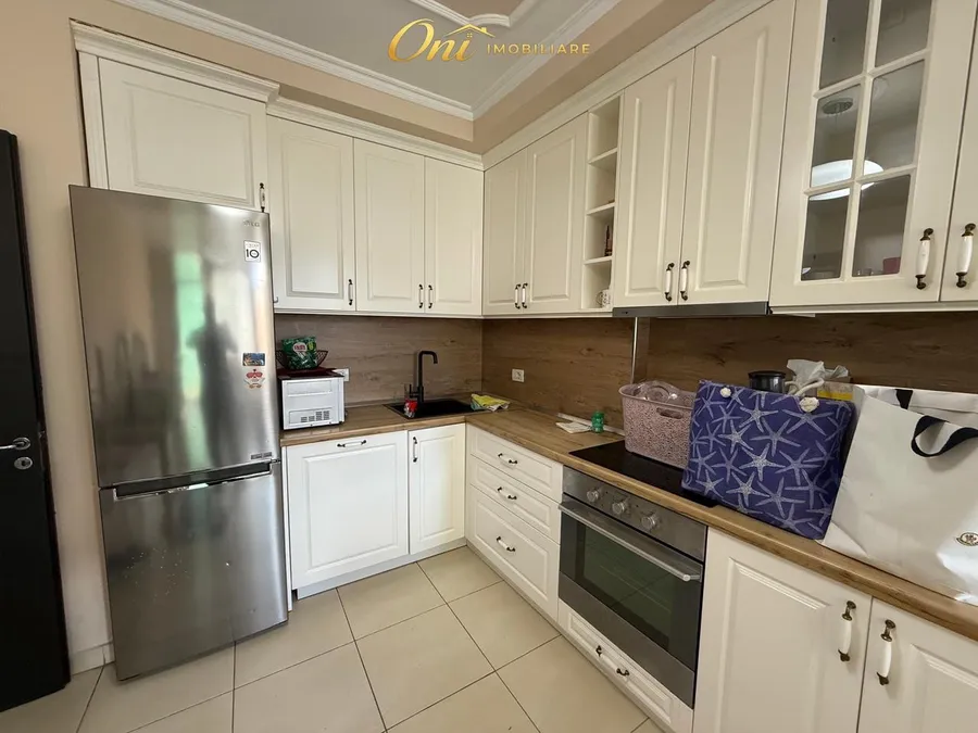 Apartment to rent Komuna e Parisit - Kristal Center (Tirana - city) 2