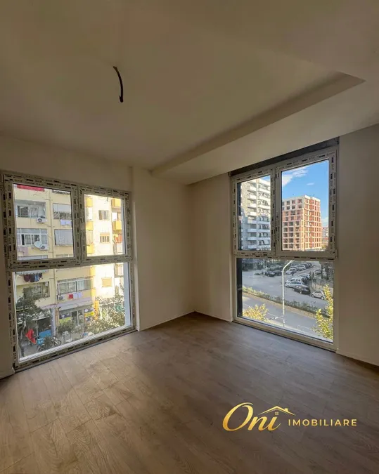 Office to rent Astiri - Unaza e Re (Tirana - city) 2