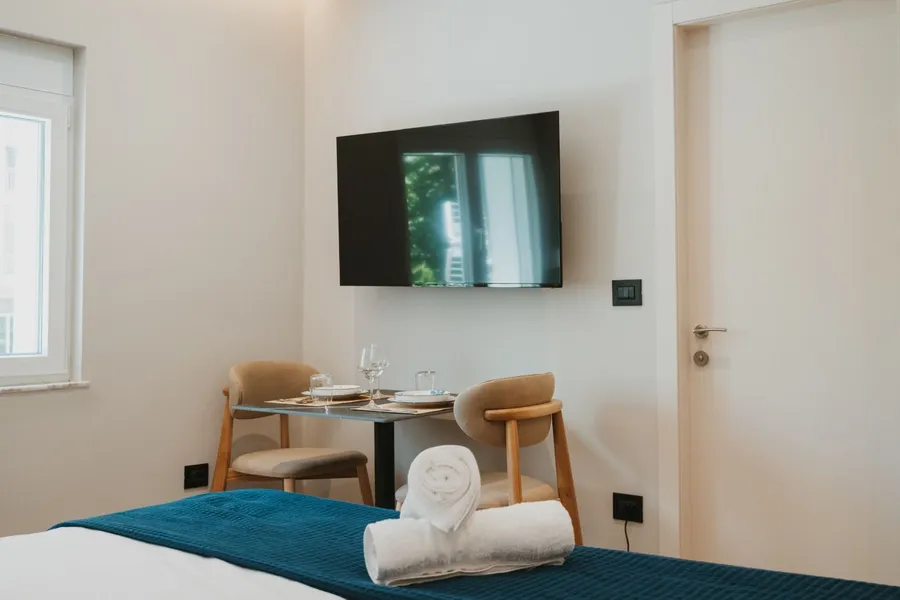 Apartment to rent Myslym Shyri Str. (Tirana - city) 4
