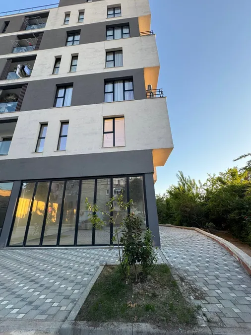 Store to rent Ali Demi (Tirana - city) 4