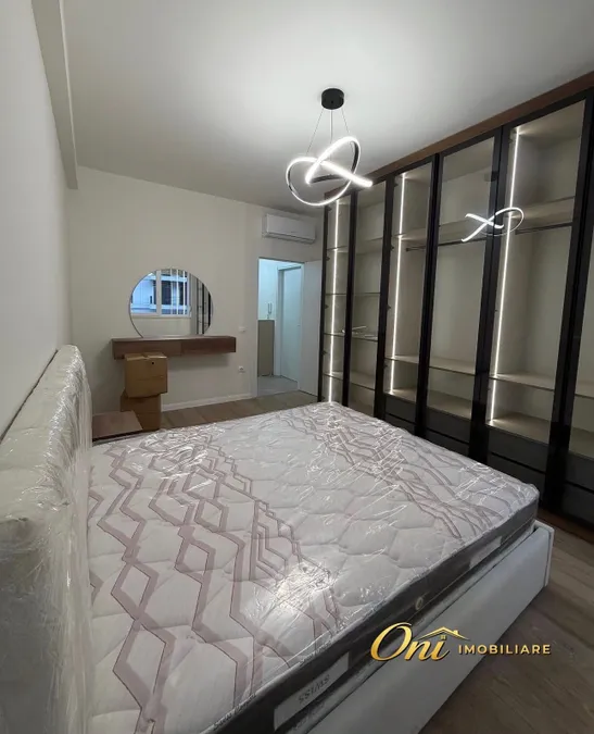 Apartment to rent Komuna e Parisit - Kristal Center (Tirana - city) 3