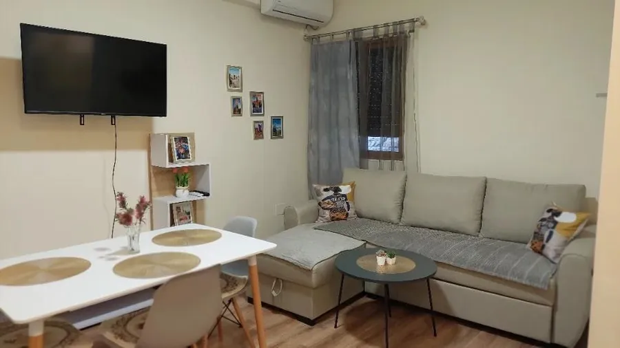 Apartment to rent Myslym Shyri Str. (Tirana - city) 2