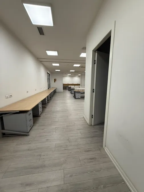 Office to rent Kavaja Str (Tirana - city) 4