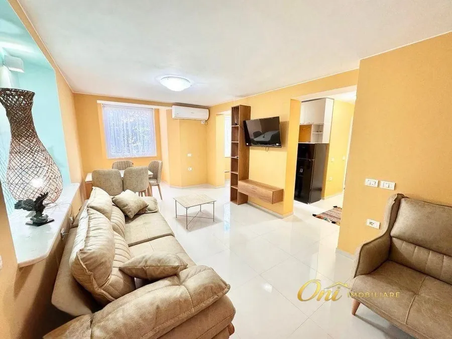 Apartment to rent Wilson Square (Tirana - city) 2