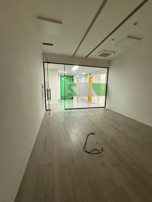 Office to rent Kavaja Str (Tirana - city) 3