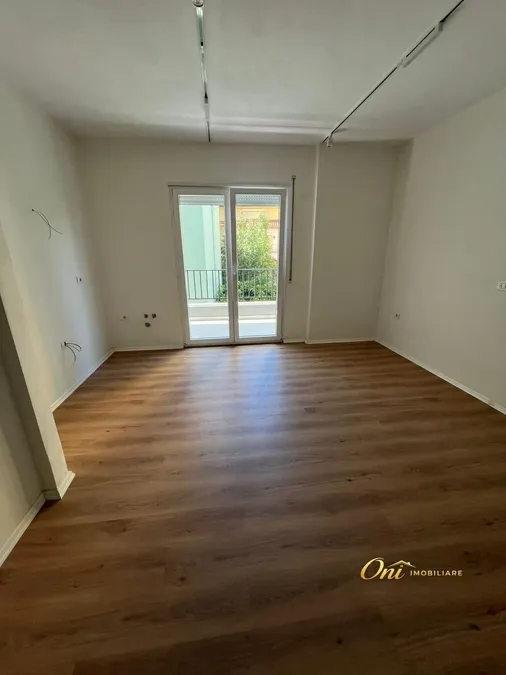 Office to rent New Bazaar - Red School (Tirana - city) 2