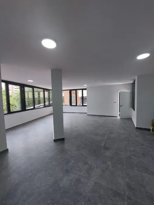 Office to rent Pallati me Shingjeta - Irfan Tomini Str. (Tirana - city)