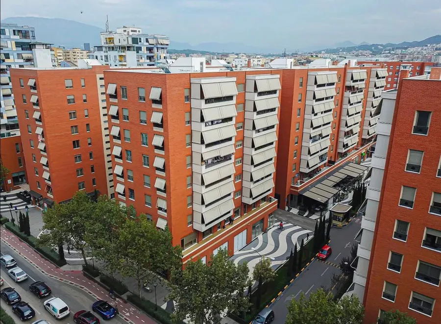 Office to rent Kavaja Str (Tirana - city) 3