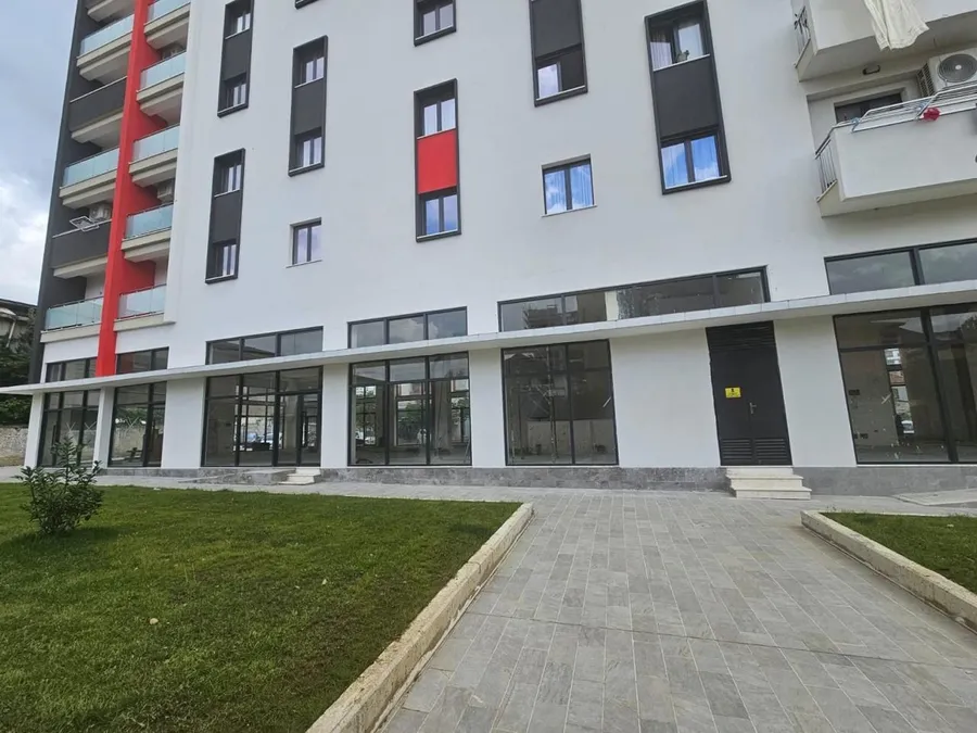 Office to rent Train Station - New Boulevard - Brrake (Tirana - city)