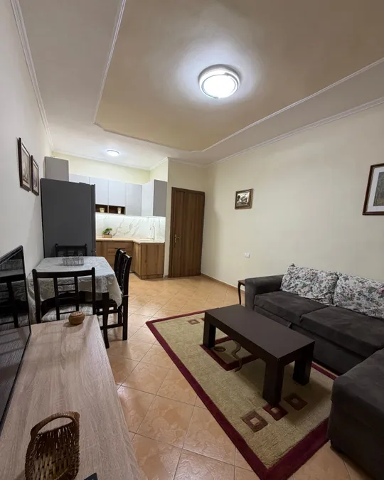 Apartment to rent Komuna e Parisit - Kristal Center (Tirana - city)