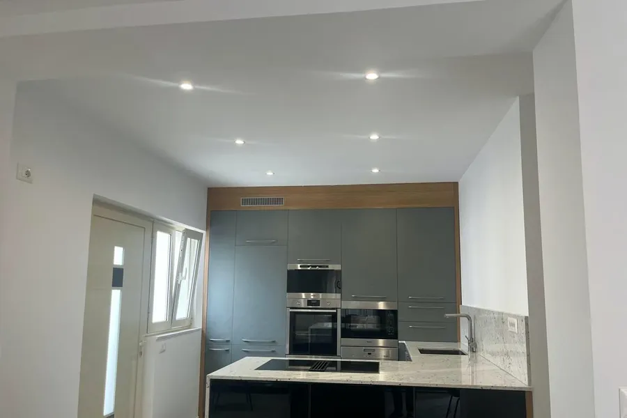 Apartment to rent 5 Maji Str. - Siri Kodra - Durresi Restaurant (Tirana - city) 2