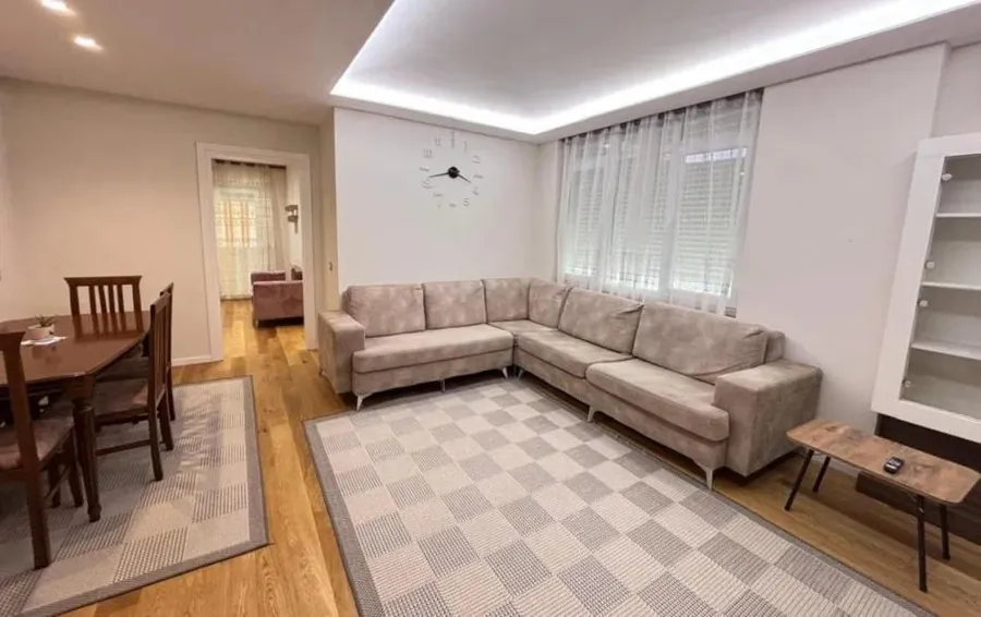 Apartment to rent Center (Tirana - city)