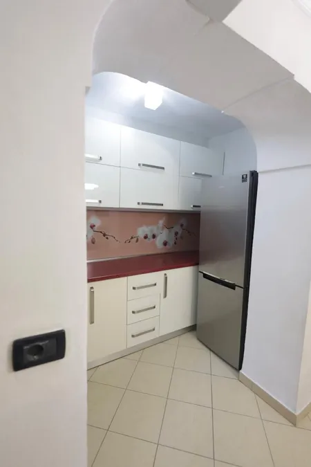 Apartment to rent Brryli - Xhamlliku (Tirana - city) 2