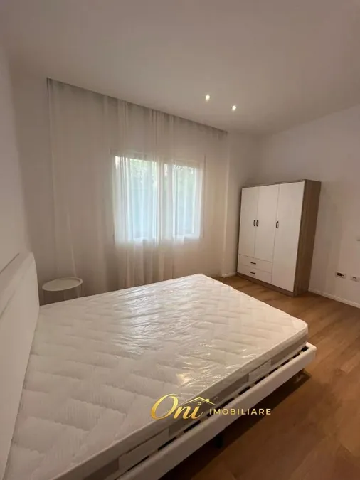 Apartment to rent 5 Maji Str. - Siri Kodra - Durresi Restaurant (Tirana - city) 3