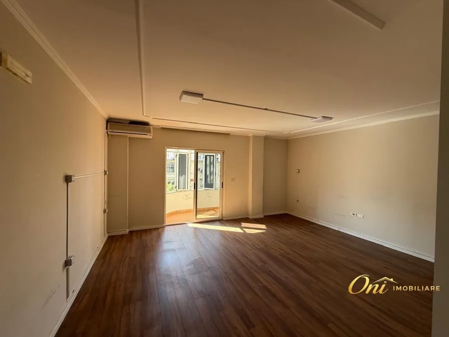 Office to rent Wilson Square (Tirana - city) 4