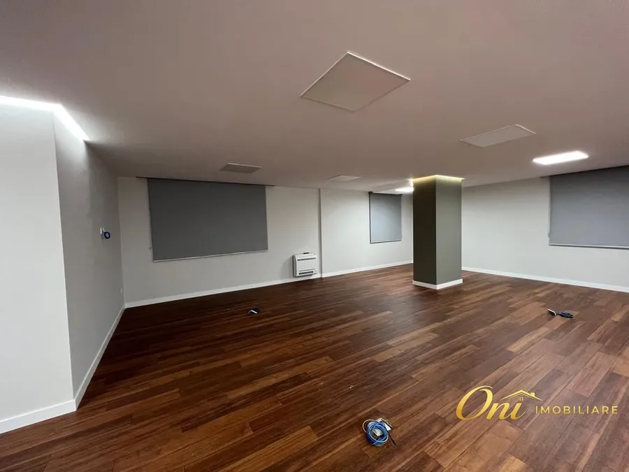 Office to rent Shallvaret - Exhibition - Gjergj Fishta Blvd. (Tirana - city) 4
