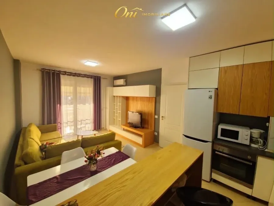 Apartment to rent 5 Maji Str. - Siri Kodra - Durresi Restaurant (Tirana - city) 2
