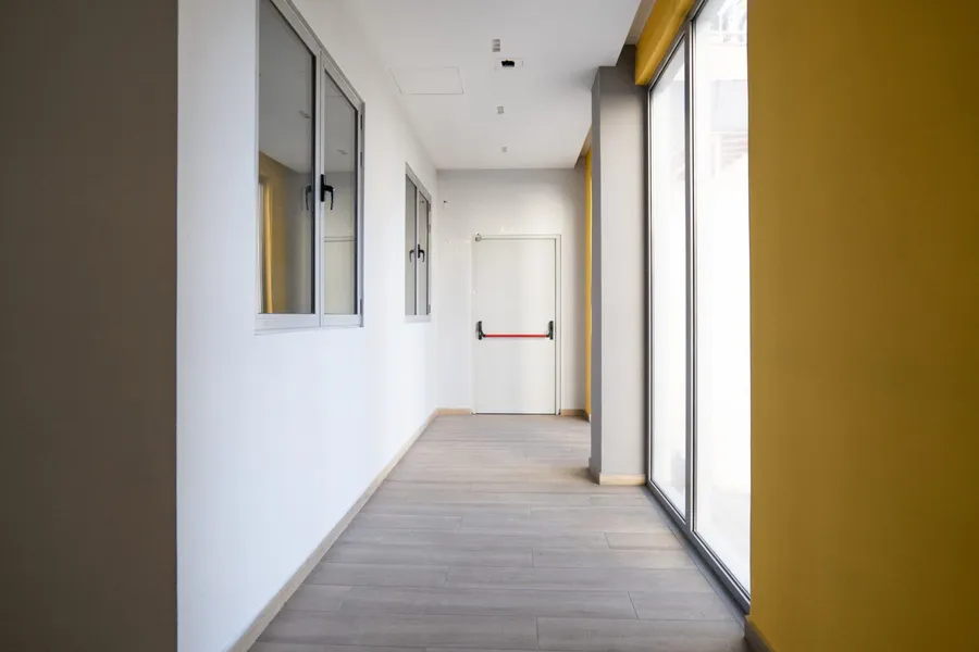 Office to rent Ali Demi (Tirana - city) 4