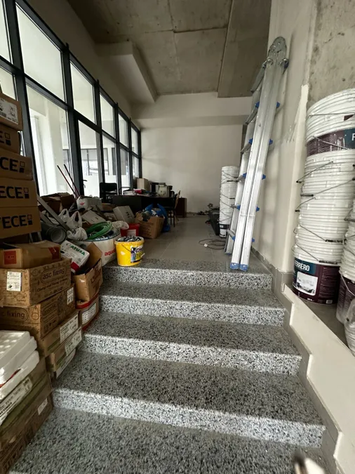 Store to rent Komuna e Parisit - Kristal Center (Tirana - city) 4