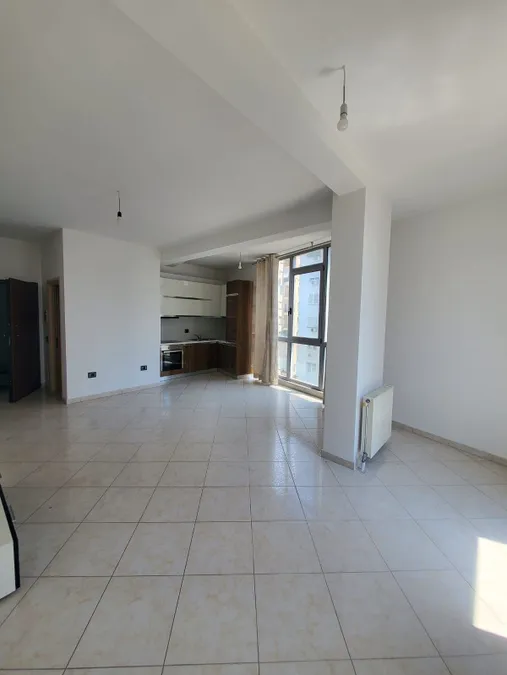 Office to rent Komuna e Parisit - Kristal Center (Tirana - city) 4