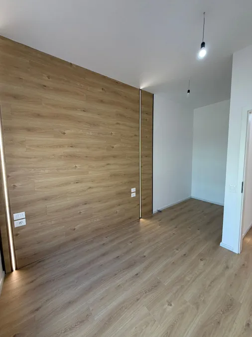 Office to rent Ali Demi (Tirana - city) 3
