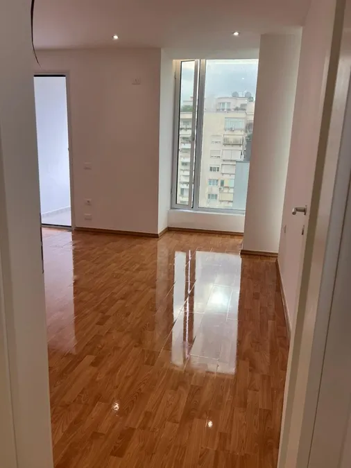 Office to rent Elbasan Str. - Lake Park (Tirana - city)