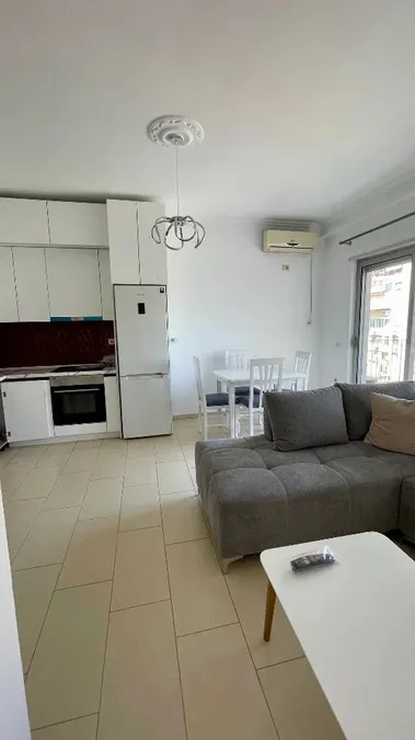 Apartment to rent Center (Tirana - city) 2