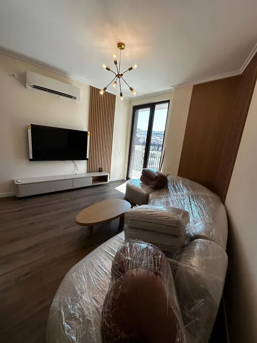 Apartment to rent Komuna e Parisit - Kristal Center (Tirana - city) 2