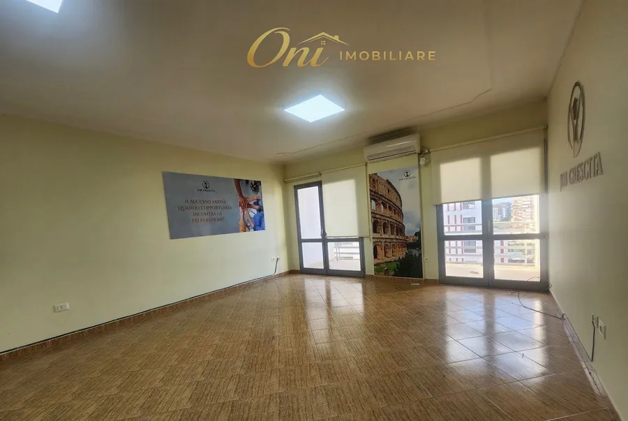 Office to rent Zogu i Zi (Tirana - city) 2