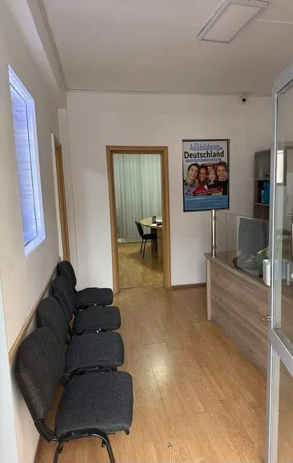 Office to rent Elbasan Str. - Lake Park (Tirana - city) 2