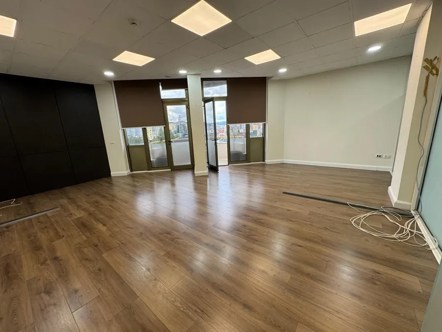 Office to rent Blloku - Sami Frasheri (Tirana - city) 4