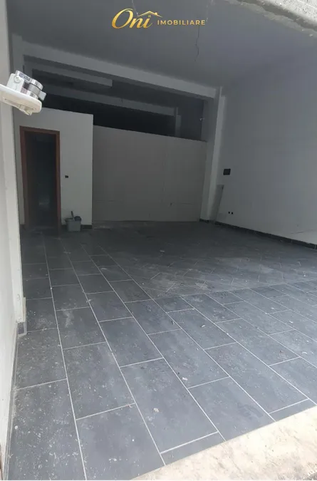 Store to rent Astiri - Unaza e Re (Tirana - city) 4
