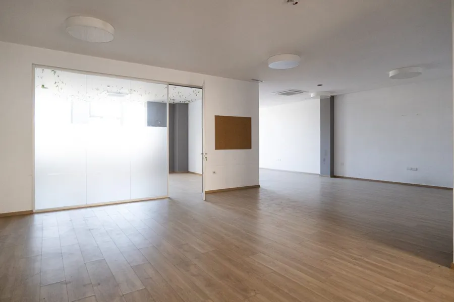 Office to rent Ali Demi (Tirana - city)