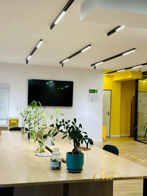 Office to rent Train Station - New Boulevard - Brrake (Tirana - city) 4