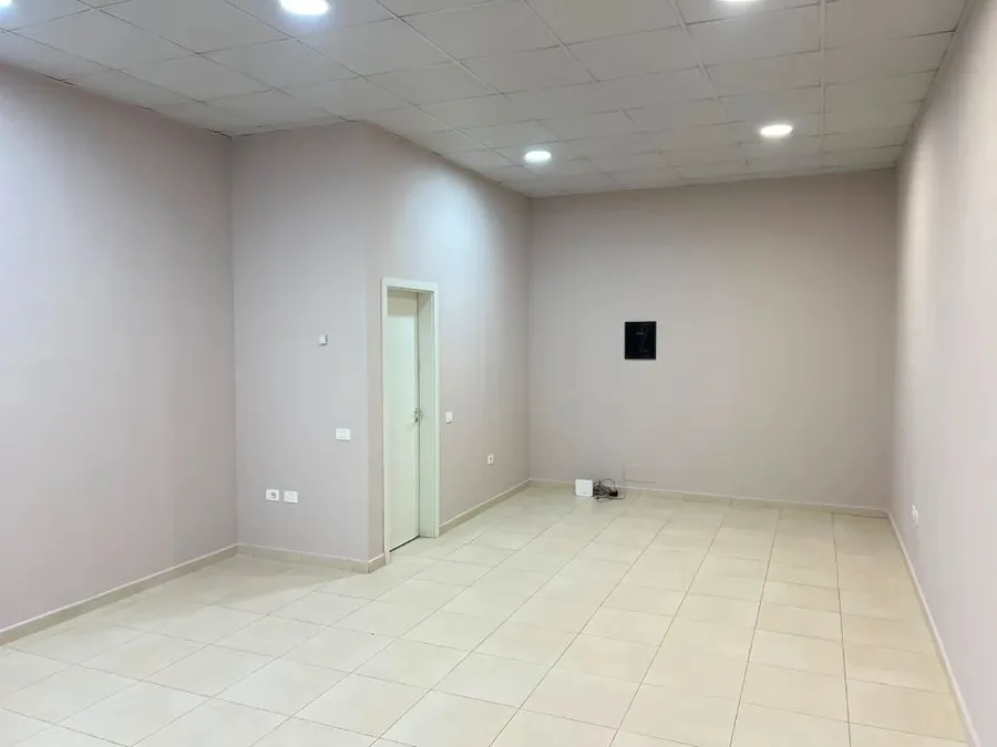 Store to rent Kavaja Str (Tirana - city)