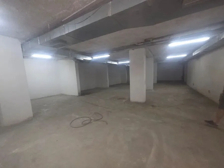 Store to rent Center (Tirana - city) 1