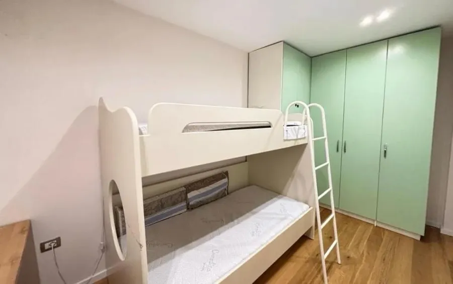 Apartment to rent Center (Tirana - city) 4