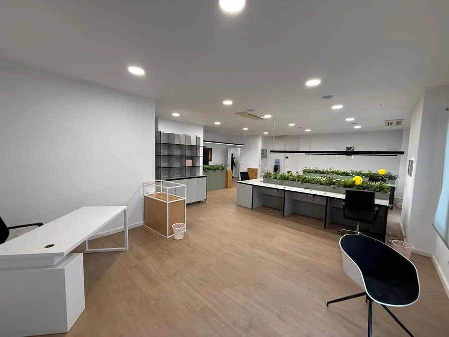 Office to rent Kavaja Str (Tirana - city) 2