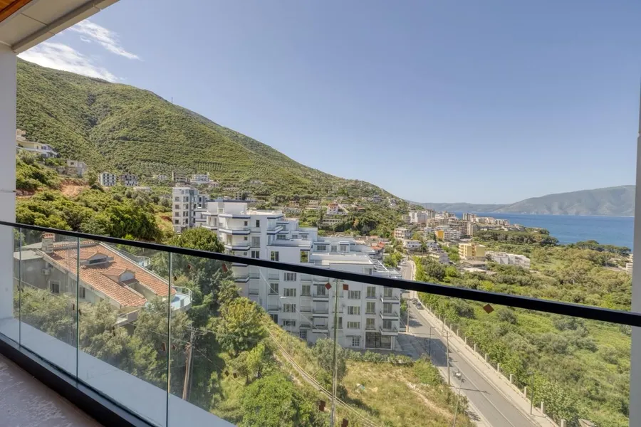 Apartment for sale Cold Water - Castle - Dhimiter Konomi Str. (Vlora - city)