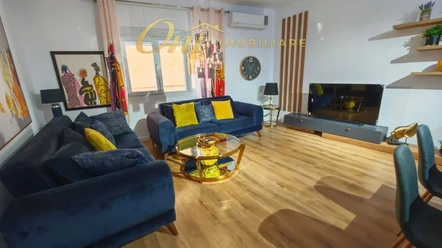 Apartment to rent Komuna e Parisit - Kristal Center (Tirana - city) 2