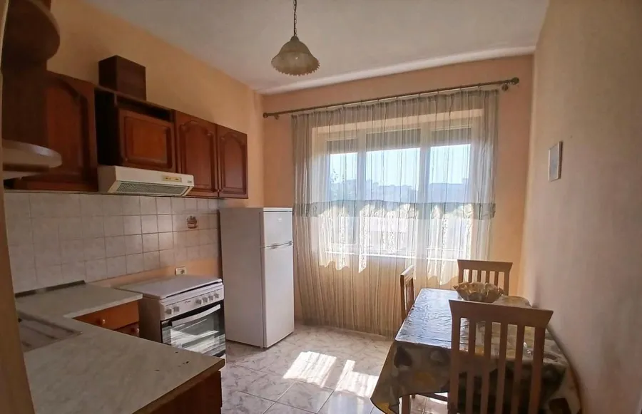 Apartment to rent Brryli - Xhamlliku (Tirana - city) 2