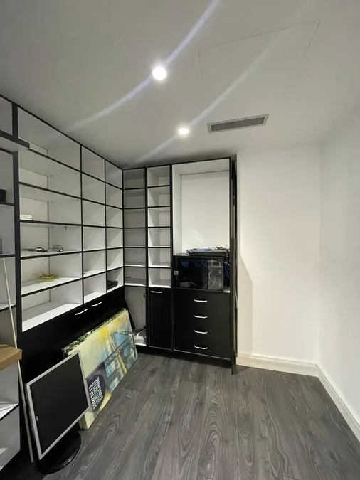 Office to rent Komuna e Parisit - Kristal Center (Tirana - city) 4