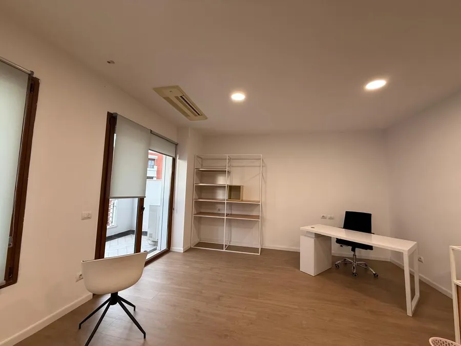 Office to rent Kavaja Str (Tirana - city)