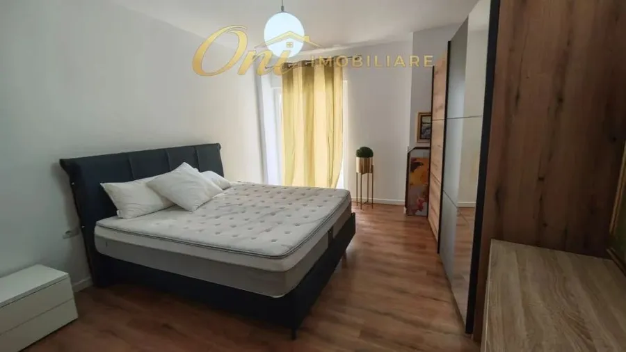 Apartment to rent Komuna e Parisit - Kristal Center (Tirana - city) 3